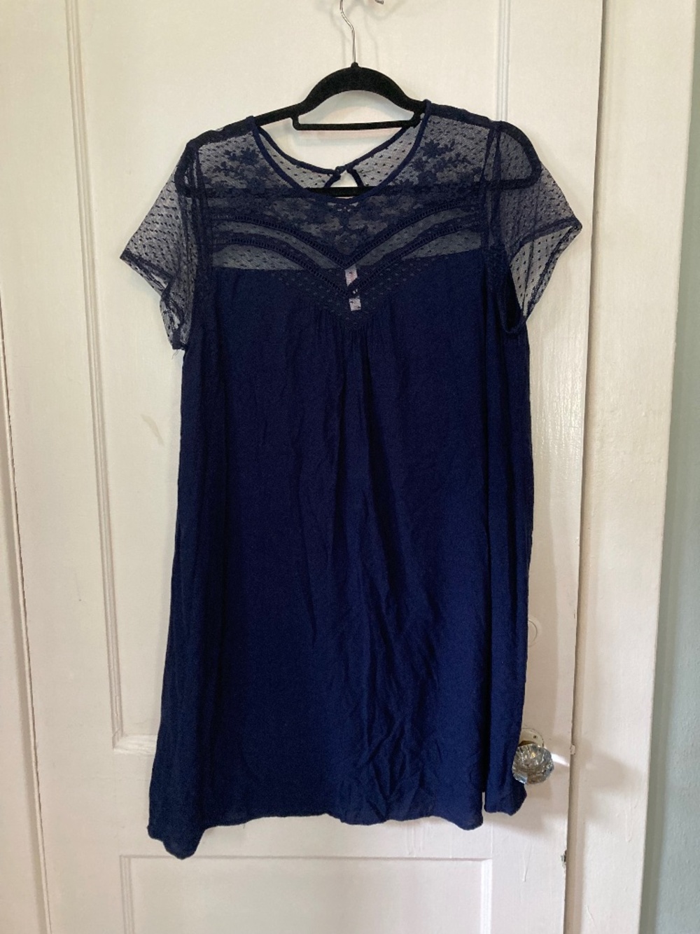 Two Women’s 2X Tops